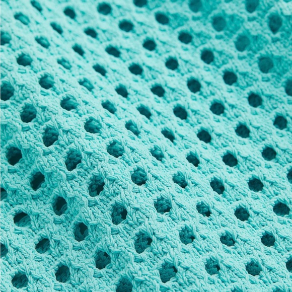 𝐻&𝑀 • V-Neck Crochet Dress Tunic - Picture 4 of 6